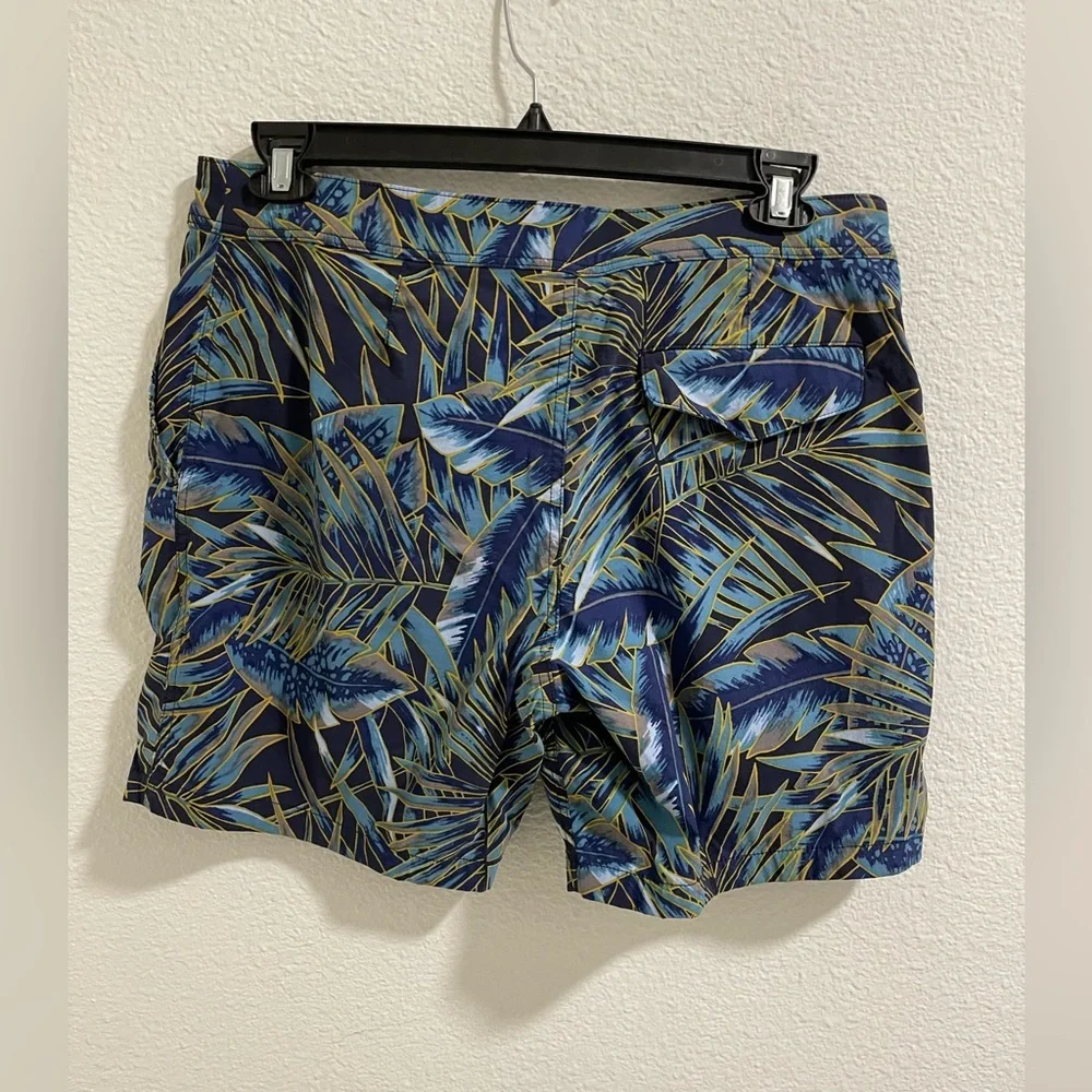 J. crew Tropical Leaf Print Men's unlined Swim Shorts